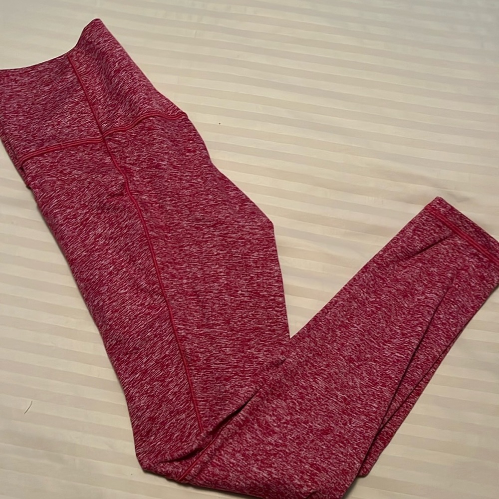 Athleta Salutation Stash leggings